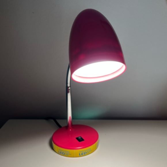 Led desk lamp - Picture 3 of 3